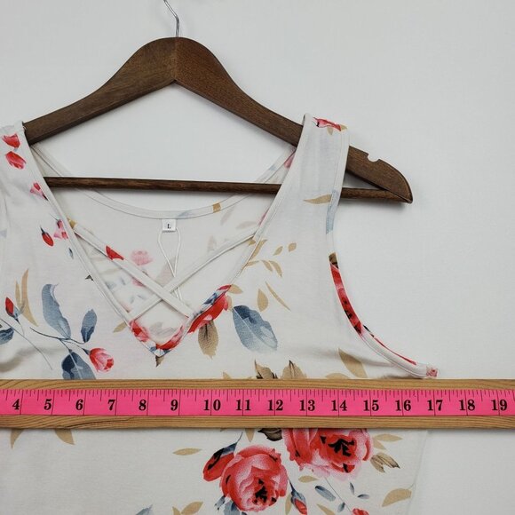 Floral Maxi Dress in White and Red - Picture 13 of 14